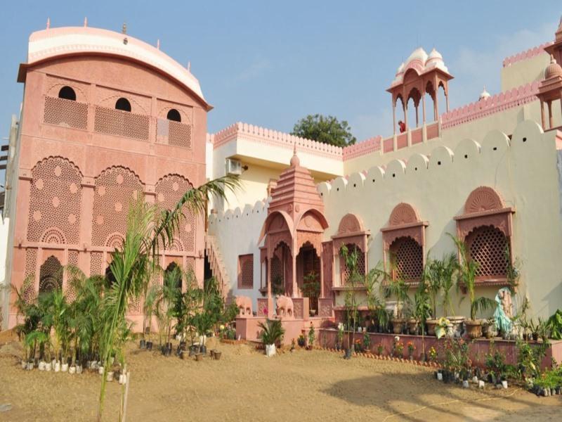 Hotel Suroth Mahal Luhāru Extérieur photo
